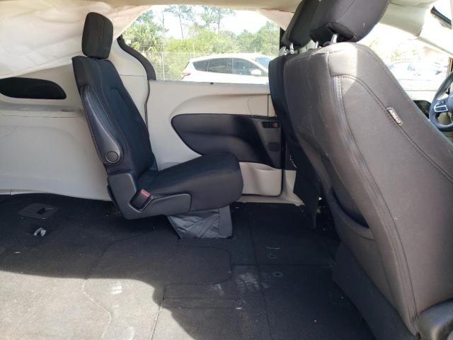 Photo 11 from auction – 2018 CHRYSLER PACIFICA T with VIN 2C4RC1FG6JR227385