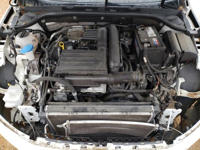 Photo 11 from auction – 2017 VOLKSWAGEN JETTA S with VIN 3VW2B7AJ3HM353048