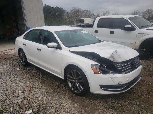 Photo 4 from auction – 2014 VOLKSWAGEN PASSAT with VIN 1VWAP7A36EC010858