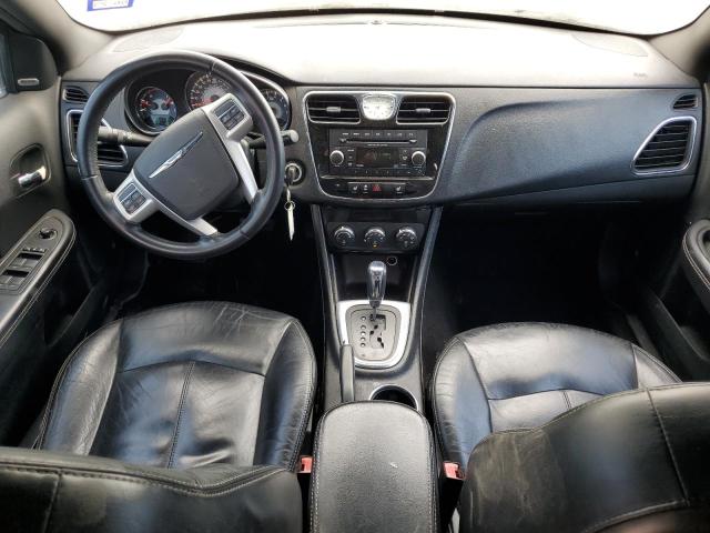 Photo 8 from auction – 2013 CHRYSLER 200 LIMITE with VIN 1C3CCBCGXDN556127