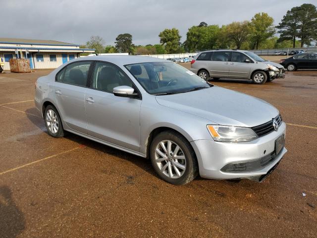 Photo 4 from auction – 2011 VOLKSWAGEN JETTA SE with VIN 3VWDX7AJ9BM320105