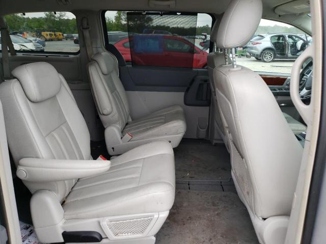 Photo 10 from auction – 2009 CHRYSLER TOWN & COU with VIN 2A8HR541X9R630175