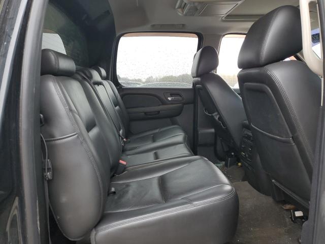 Photo 10 from auction – 2010 CHEVROLET AVALANCHE with VIN 3GNVKGE08AG114477