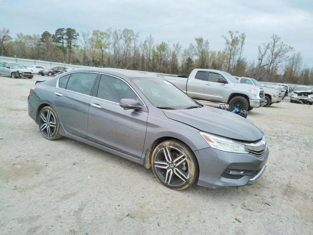 Photo 4 from auction – 2016 HONDA ACCORD with VIN 1HGCR3F98GA035093