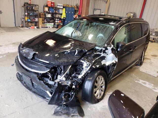 CHRYSLER PACIFICA T 2017 with VIN 2C4RC1BG3HR523139 - Photo from auction