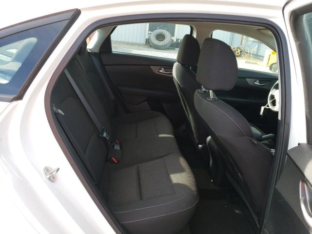 Photo 10 from auction – 2019 KIA FORTE FE with VIN 3KPF24AD4KE096416