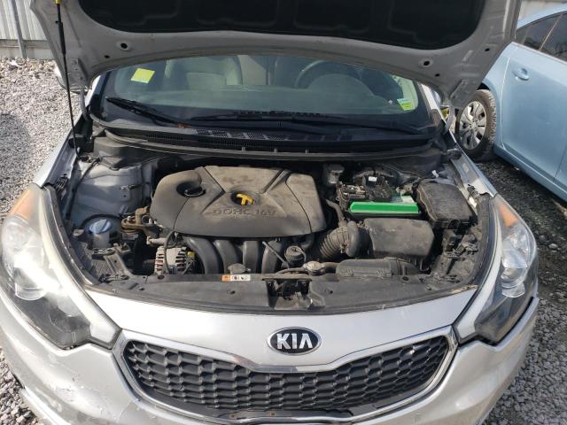 Photo 11 from auction – 2016 KIA FORTE LX with VIN KNAFK4A64G5572956