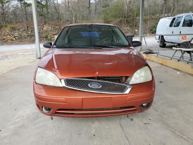 Photo 5 from auction – 2005 FORD FOCUS ZX3 with VIN 3FAFP31N35R142292