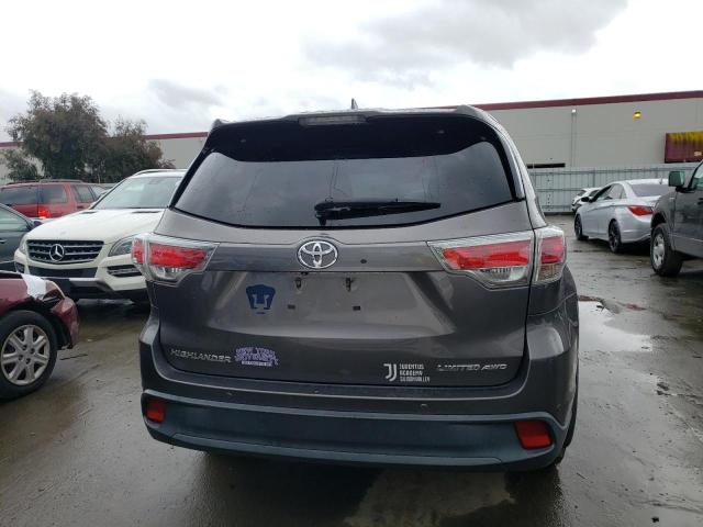 Photo 6 from auction – 2015 TOYOTA HIGHLANDER with VIN 5TDDKRFH2FS120286