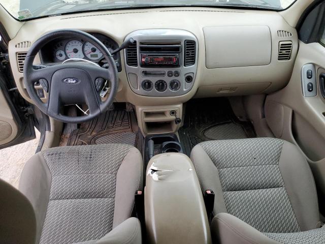 Photo 8 from auction – 2003 FORD ESCAPE XLT with VIN 1FMCU031X3KC87342