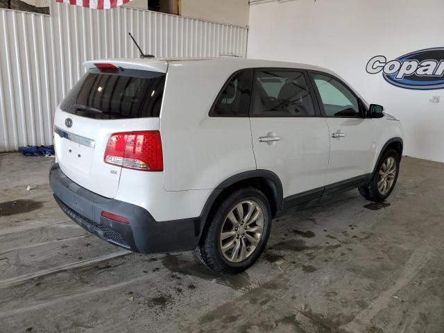 Photo 3 from auction – 2011 KIA SORENTO EX with VIN 5XYKU4A16BG013957