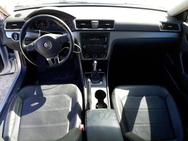 Photo 8 from auction – 2014 VOLKSWAGEN PASSAT S with VIN 1VWAT7A34EC115376