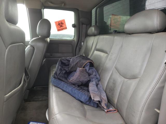 Photo 10 from auction – 2004 CHEVROLET SILVERADO with VIN 2GCEC19T841431647