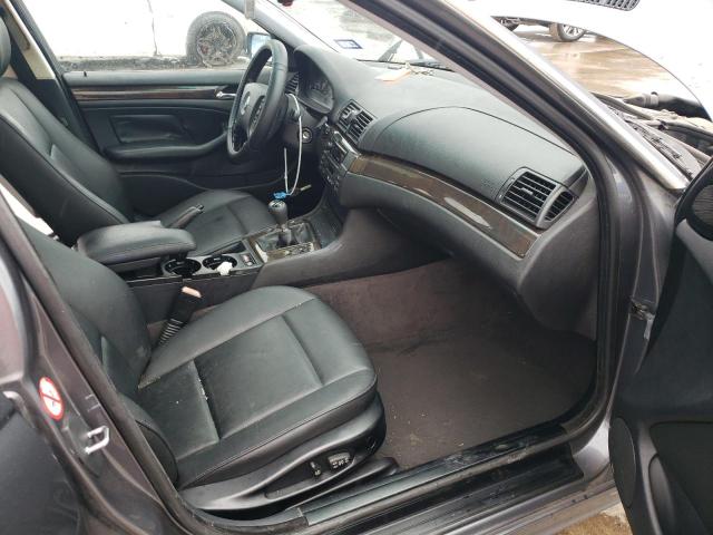 Photo 7 from auction – 2002 BMW 325 I with VIN WBAEV334X2KL57388