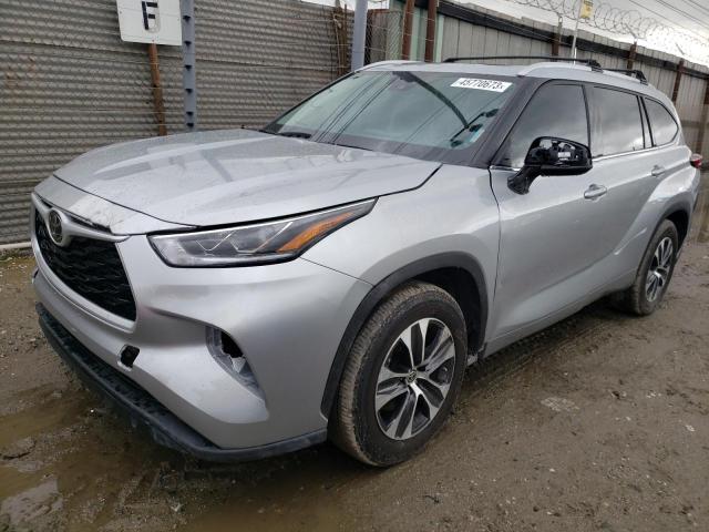 TOYOTA HIGHLANDER 2022 with VIN 5TDHZRAH5NS546802 - Photo from auction
