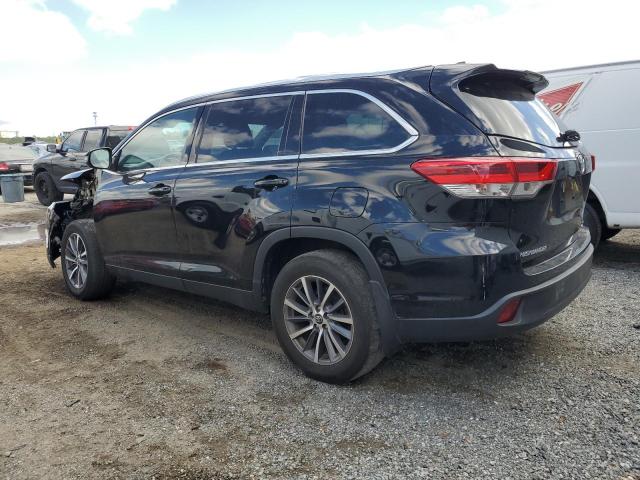 Photo 2 from auction – 2019 TOYOTA HIGHLANDER with VIN 5TDJZRFH0KS565425