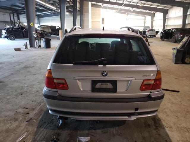 Photo 6 from auction – 2000 BMW 323 IT with VIN WBAAR3345YJM02710