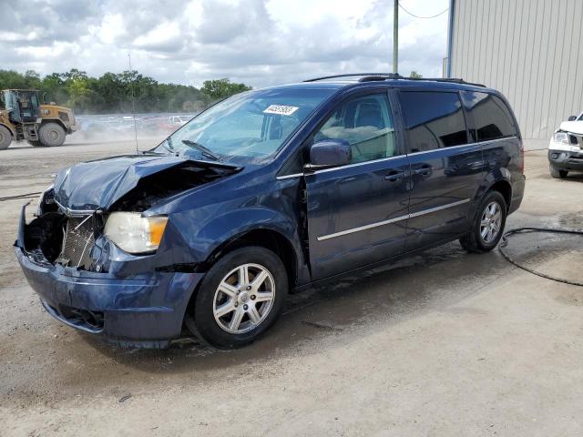 CHRYSLER TOWN & COU 2009 with VIN 2A8HR54149R528290 - Photo from auction