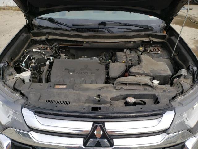 Photo 12 from auction – 2017 MITSUBISHI OUTLANDER with VIN JA4AZ3A37HZ068768