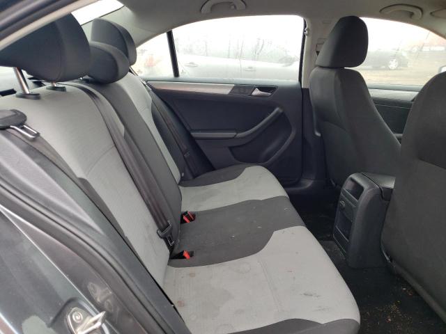 Photo 10 from auction – 2018 VOLKSWAGEN JETTA S with VIN 3VW2B7AJ2JM227401