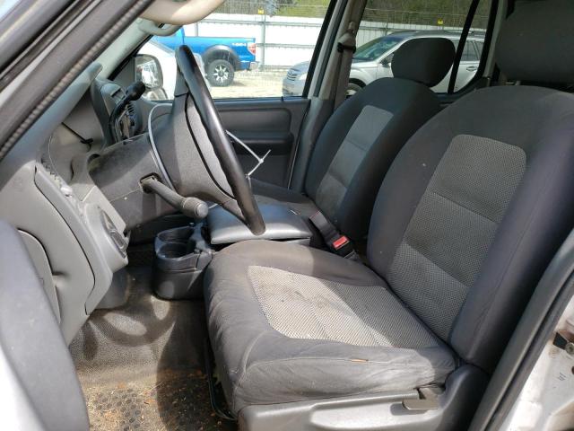 Photo 7 from auction – 2004 FORD EXPLORER S with VIN 1FMZU77K94UC04270