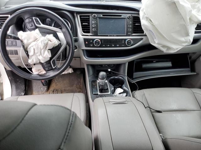 Photo 8 from auction – 2019 TOYOTA HIGHLANDER with VIN 5TDJZRFH5KS937454