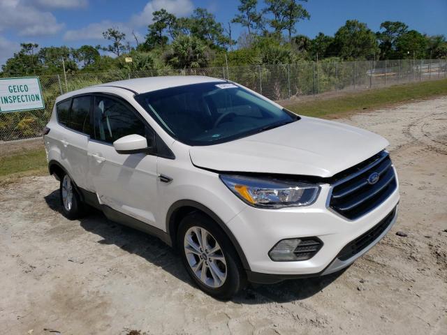 Photo 4 from auction – 2017 FORD ESCAPE SE with VIN 1FMCU0GDXHUB74006