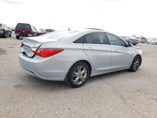 Photo 3 from auction – 2011 HYUNDAI SONATA SE with VIN 5NPEC4AC0BH200203