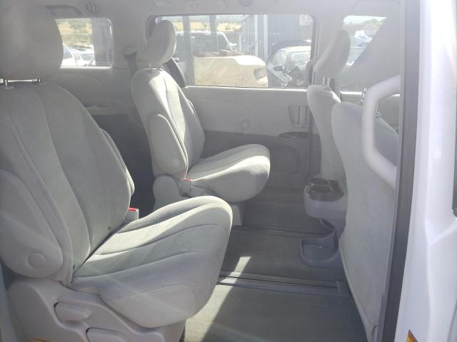 Photo 11 from auction – 2014 TOYOTA SIENNA with VIN 5TDZK3DC4ES422347