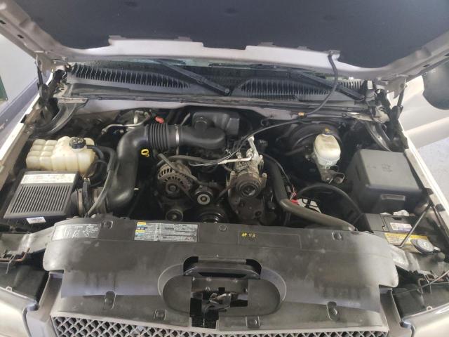 Photo 11 from auction – 2005 CHEVROLET SILVERADO with VIN 1GCEC14X45Z156605