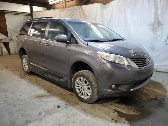 Photo 4 from auction – 2014 TOYOTA SIENNA XLE with VIN 5TDYK3DC9ES514484
