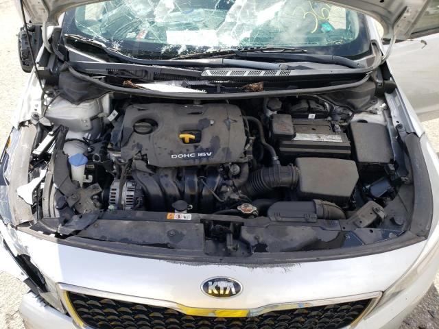 Photo 11 from auction – 2017 KIA FORTE LX with VIN 3KPFL4A75HE063831