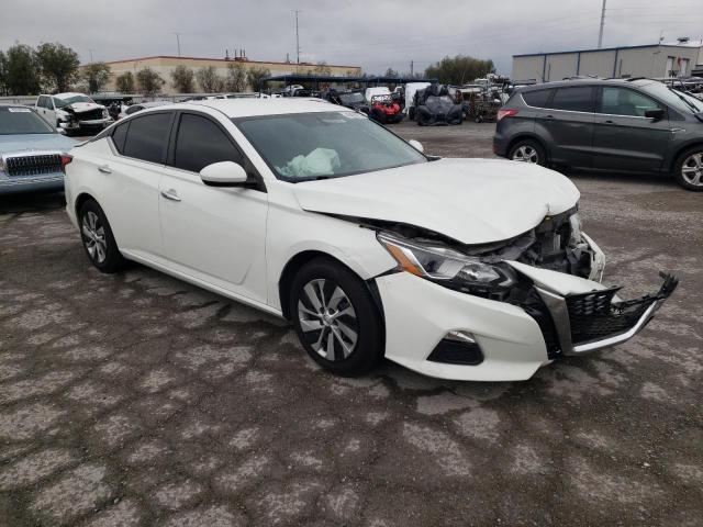 Photo 4 from auction – 2019 NISSAN ALTIMA S with VIN 1N4BL4BV4KC199853