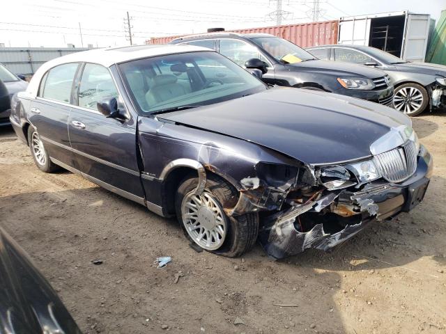 Photo 4 from auction – 2000 LINCOLN TOWN CAR S with VIN 1LNHM82W2YY791096