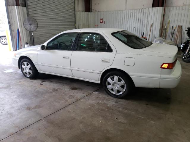 Photo 2 from auction – 2000 TOYOTA CAMRY CE with VIN 4T1BG22K5YU997222