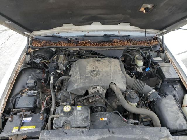 Photo 11 from auction – 2001 MERCURY GRAND MARQ with VIN 2MEFM75W71X690058