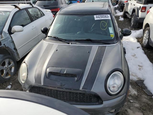 Фото 5 с аукциона – 2010 MINI COOPER S C с VIN WMWMM3C57ATP76007