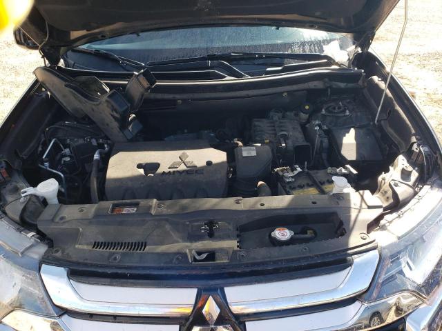 Photo 12 from auction – 2018 MITSUBISHI OUTLANDER with VIN JA4AD2A36JZ007815
