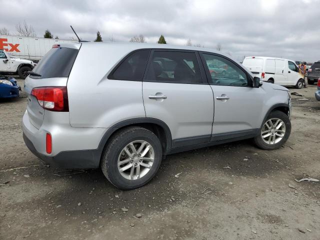 Photo 3 from auction – 2015 KIA SORENTO LX with VIN 5XYKT3A67FG602160