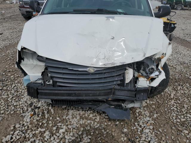Photo 12 from auction – 2006 CHRYSLER TOWN & COU with VIN 1A4GP45R56B705182
