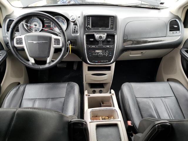 Photo 8 from auction – 2016 CHRYSLER TOWN & COU with VIN 2C4RC1BGXGR239490