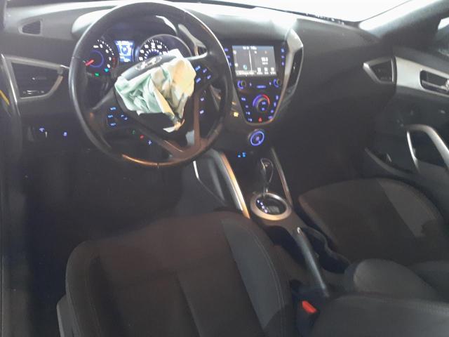 Photo 8 from auction – 2017 HYUNDAI VELOSTER with VIN KMHTC6AD7HU321199