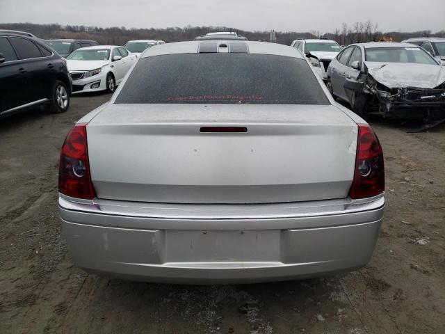 Photo 6 from auction – 2009 CHRYSLER 300 LIMITE with VIN 2C3KA33V99H640008