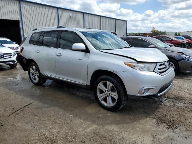 Photo 4 from auction – 2013 TOYOTA HIGHLANDER with VIN 5TDYK3EHXDS125474