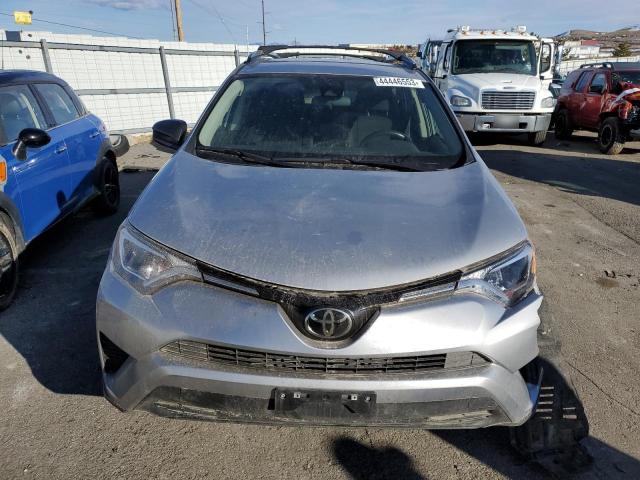 Photo 5 from auction – 2018 TOYOTA RAV4 LE with VIN JTMBFREV4JJ241586