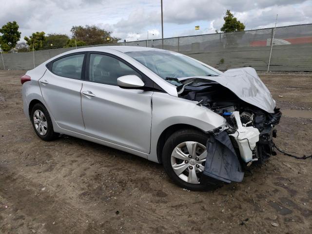 Photo 4 from auction – 2016 HYUNDAI ELANTRA SE with VIN 5NPDH4AE2GH667080