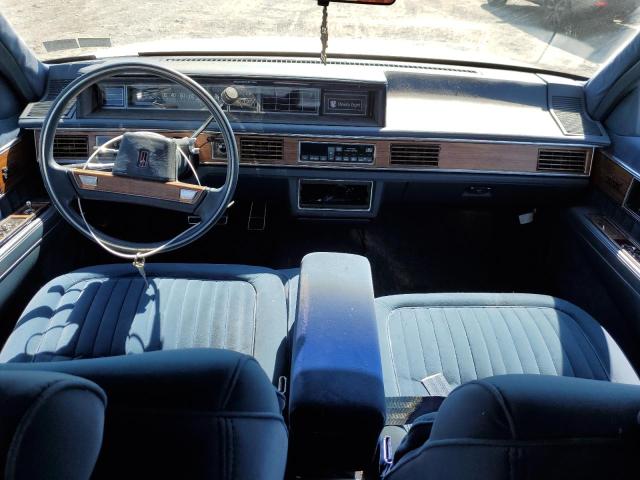 Photo 8 from auction – 1990 OLDSMOBILE 98 REGENCY with VIN 1G3CW54C6L4300345