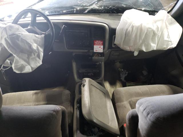 Photo 8 from auction – 2000 CHEVROLET SILVERADO with VIN 1GCEK19T2YE171429