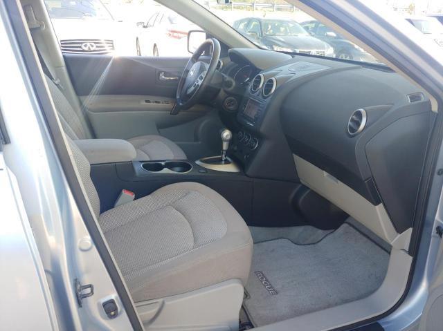 Photo 5 from auction – 2013 NISSAN ROGUE S with VIN JN8AS5MV2DW117815