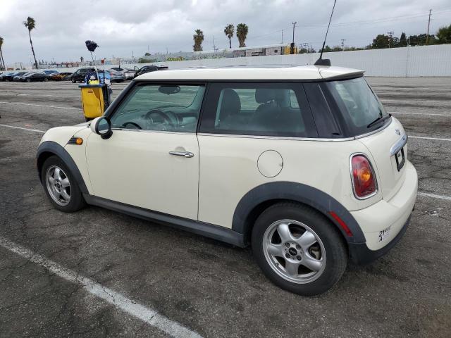 Photo 2 from auction – 2009 MINI COOPER with VIN WMWMF33529TT69332